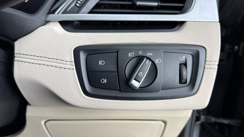 BMW X1 sDrive 20i [178] xLine 5dr Step Auto Petrol Estate